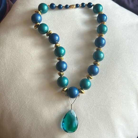 Vintage Blue and Green Crystal Beaded Necklace - Picture 1 of 5